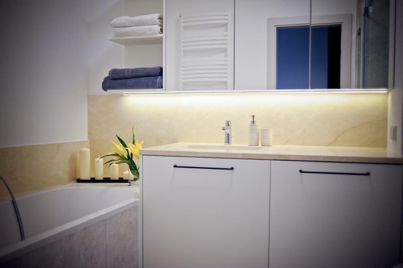 Luna Apartment Deluxe 格但斯克 外观 照片